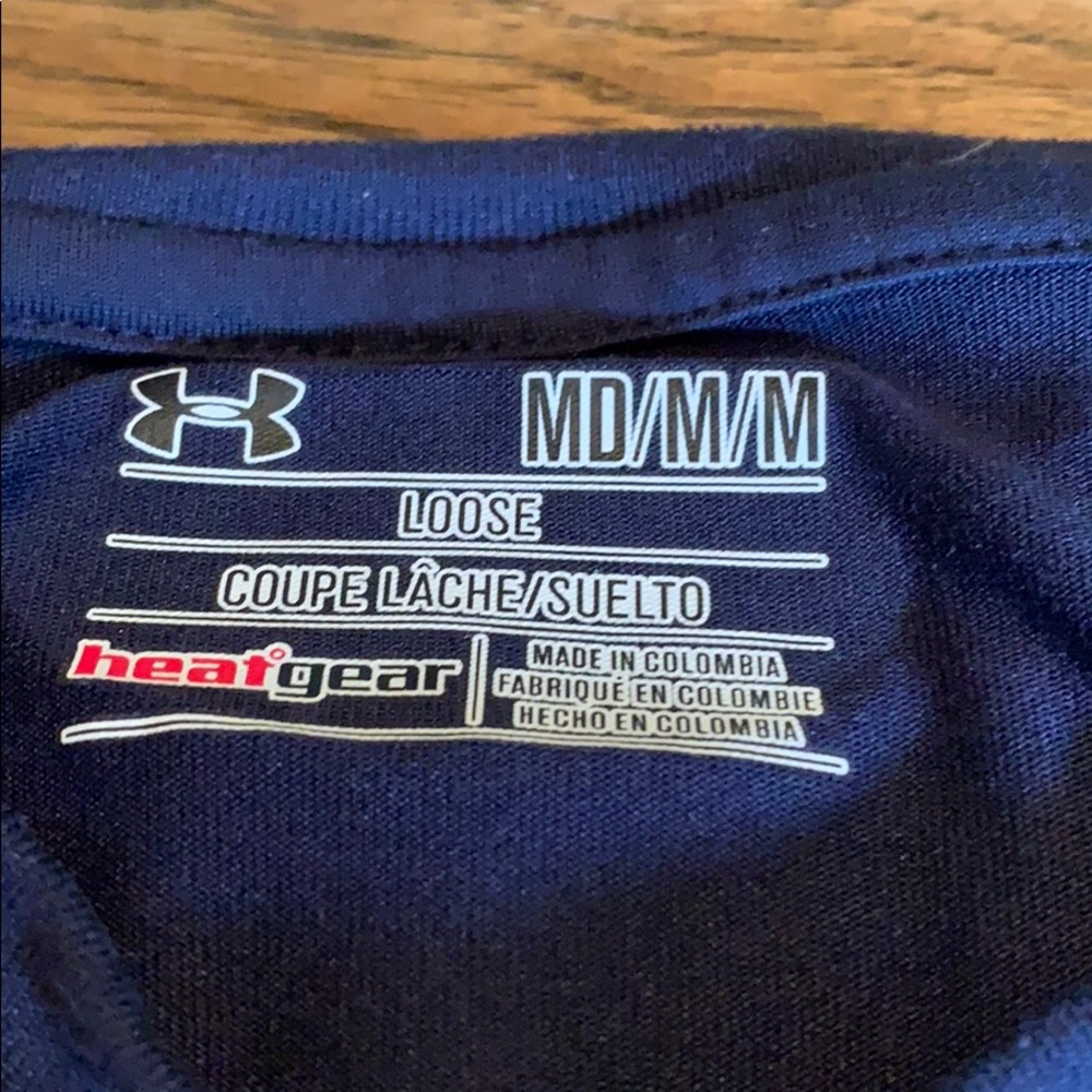 🎉⭐️Host Pick⭐️🎉Under Armour shirt - Picture 2 of 5